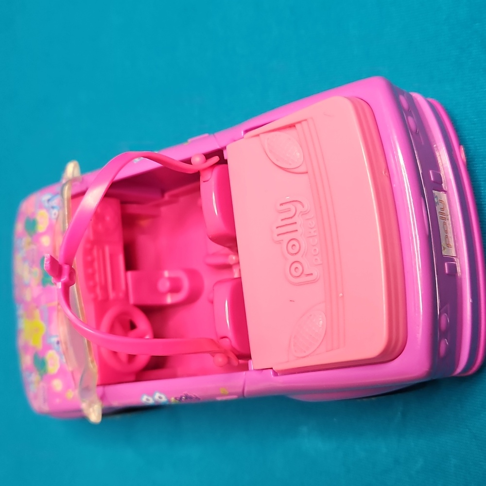 Polly Pocket Sporty Convertible Toy Car - Picture 7 of 12